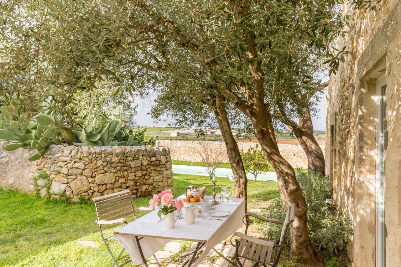 Baglio Occhipinti Villa Vittoria Bagian luar foto